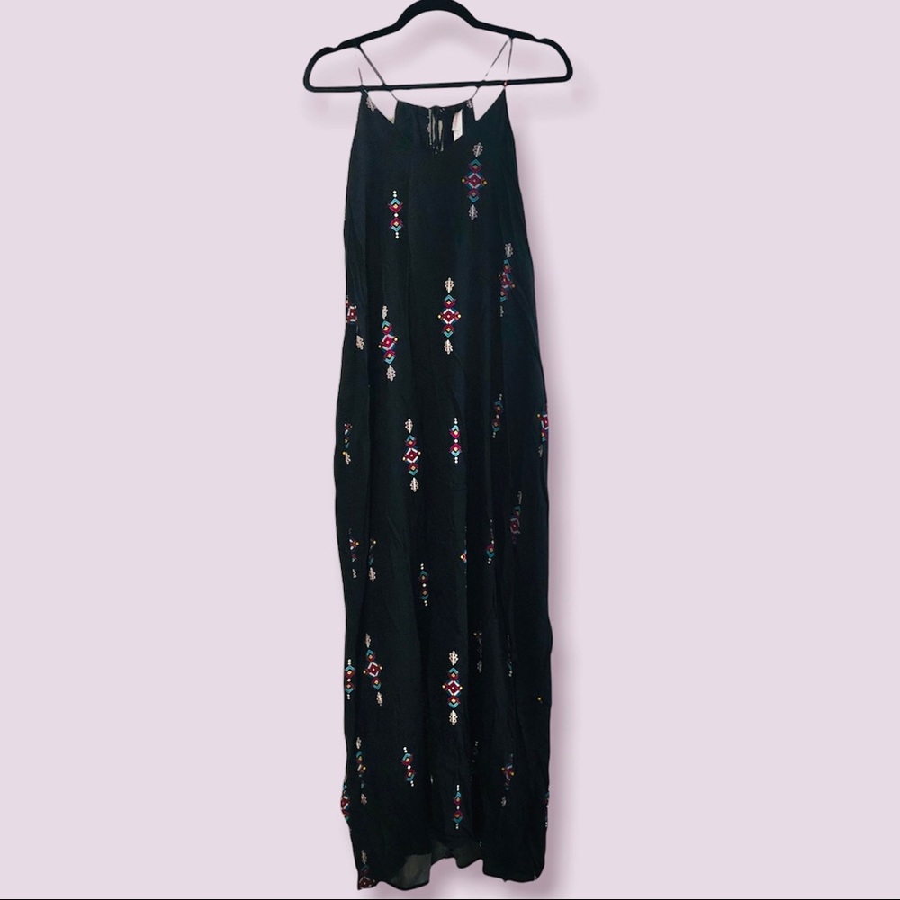 NWOT black tribal print maxi dress